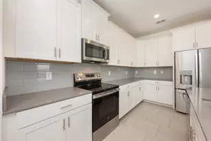 3135 Camden Wy, Davenport, FL 33837 - Photo 7