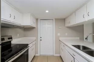 3506 Blackhawk Dr, New Port Richey, FL 34652 - Photo 7