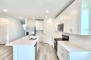 4526 Windy Oak Wy, Saint Cloud, FL 34772 - Photo 7