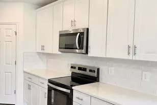 4526 Windy Oak Wy, Saint Cloud, FL 34772 - Photo 9