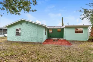 9226 Rainbow Ln, Port Richey, FL 34668 - Photo 15