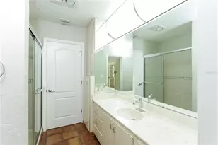 2035 Goldenrod St, Sarasota, FL 34239 - Photo 9