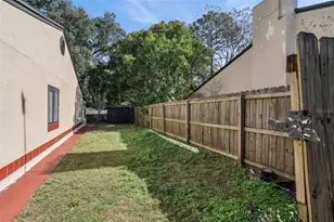 732 Golden Sunshine Cir, Orlando, FL 32807 - Photo 17