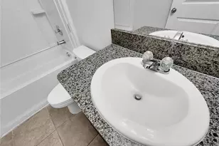 10113 RoseMary Leaf Ln, Riverview, FL 33578 - Photo 11