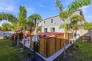 12138 Blue Pacific Dr, Riverview, FL 33579 - Photo 3