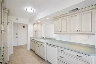 202 Quayside Cir, Maitland, FL 32751 - Photo 11