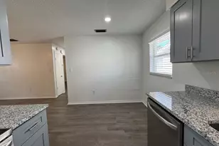 2210 Musselwhite Ave, Orlando, FL 32804 - Photo 13