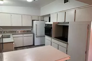 2428 Pershing Ave, Orlando, FL 32806 - Photo 7