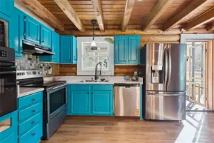 1208 Darcy Rd, Lady Lake, FL 32159 - Photo 11