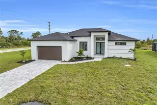 15401 Aqua Cir, Port Charlotte, FL 33981 - Photo 3