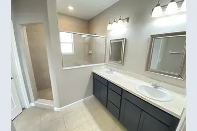 258 Bella Prestwick Boulevard, Davenport, FL 33837 - Photo 3