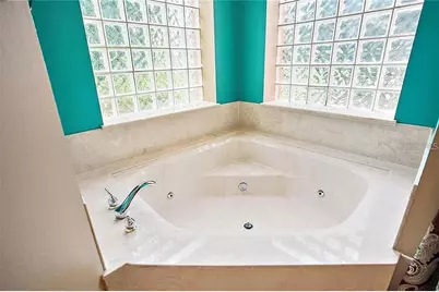 627 Yorktown Drive, Leesburg, FL 34748 - Photo 13