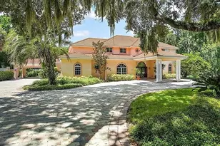 627 Yorktown Dr, Leesburg, FL 34748 - Photo 1