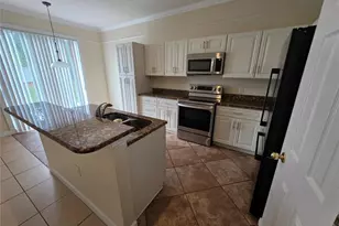 830 Neptune Pointe Ln, Kissimmee, FL 34744 - Photo 3