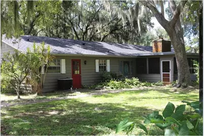 125 Country Club Lane, Mulberry, FL 33860 - Photo 1