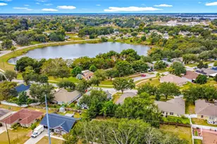 697 Winding Lake Dr, Clermont, FL 34711 - Photo 3