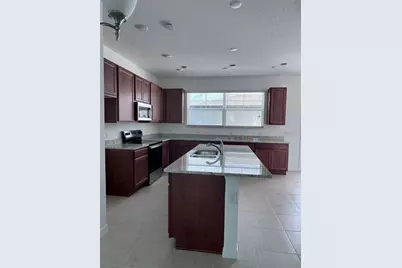 17604 Northlake Grove Drive, Winter Garden, FL 34787 - Photo 3