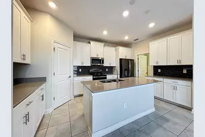 10006 Yellow Jasmine Drive, Orlando, FL 32832 - Photo 13