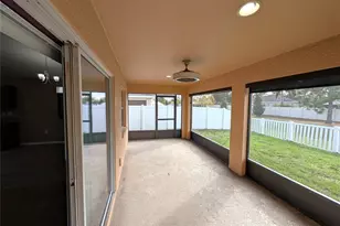 722 Vineyard Reserve Ct, Seffner, FL 33584 - Photo 19