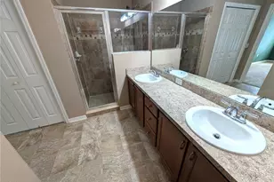 722 Vineyard Reserve Ct, Seffner, FL 33584 - Photo 15