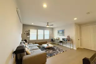 18351 Mowry Ct, Orlando, FL 32827 - Photo 33