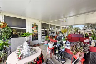 601 Club Cir, Lakeshore, FL 33854 - Photo 41