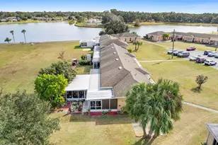 601 Club Cir, Lakeshore, FL 33854 - Photo 11