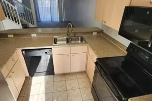 1175 S Beach Cir, Kissimmee, FL 34746 - Photo 3