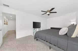 6877 Wilson Hammock Ave, Groveland, FL 34736 - Photo 25