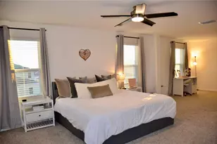 6877 Wilson Hammock Ave, Groveland, FL 34736 - Photo 17