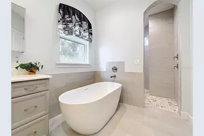 20404 Wolf Springs Court, Clermont, FL 34715 - Photo 47
