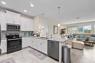 12517 Turtle Grass Dr, Orlando, FL 32824 - Photo 3