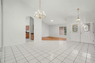 4814 Tannery Ave, Tampa, FL 33624 - Photo 5