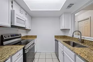 5606 SW 8th Pl, Gainesville, FL 32607 - Photo 13