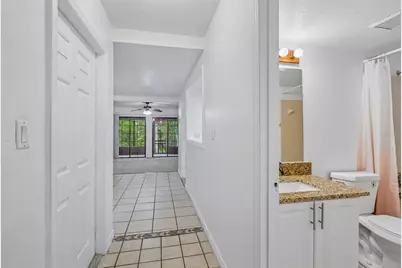 5606 SW 8th Place, Gainesville, FL 32607 - Photo 21