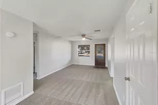 2841 Central Dr, Sanford, FL 32773 - Photo 3