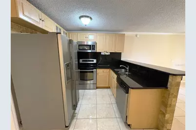 7605 Nacido Court, Tampa, FL 33615 - Photo 3