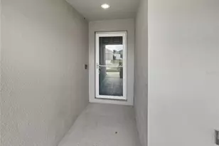 4623 Calumet Dr, Saint Cloud, FL 34772 - Photo 9