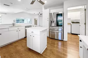 890 Morgan Towne Way, Venice, FL 34292 - Photo 27