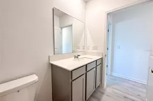 2302 Burney Fls Ln, Davenport, FL 33837 - Photo 13