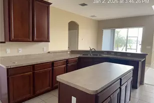 2731 Sand Arbor Cir, Orlando, FL 32824 - Photo 5