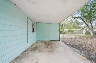 1710 NW 55th St, Gainesville, FL 32605 - Photo 23