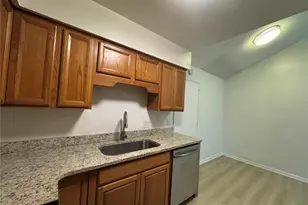 4822 Lighthouse Cir, Orlando, FL 32808 - Photo 9