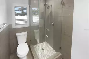 8001 13th Ave S, Saint Petersburg, FL 33701 - Photo 21