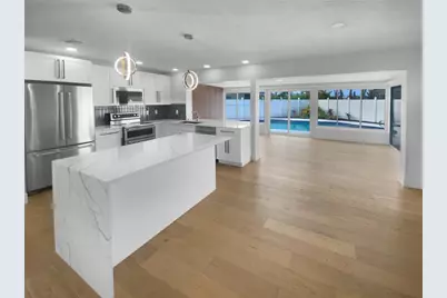 8001 13th Avenue S, Saint Petersburg, FL 33701 - Photo 11