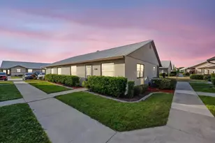 1916 Villaway E, Sebring, FL 33876 - Photo 1