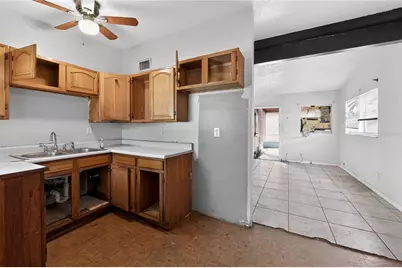 1927 7th Avenue E, Bradenton, FL 34208 - Photo 5