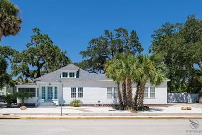 301 Live Oak Street, New Smyrna Beach, FL 32168 - Photo 3