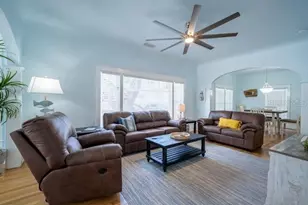 301 Live Oak St, New Smyrna Beach, FL 32168 - Photo 5