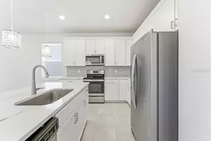 14037 Kauai Dr, Orlando, FL 32827 - Photo 13